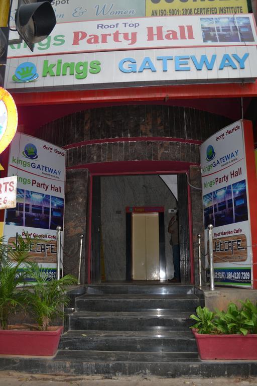 Hotel Kings Gateway บังกาลอร์ ภายนอก รูปภาพ